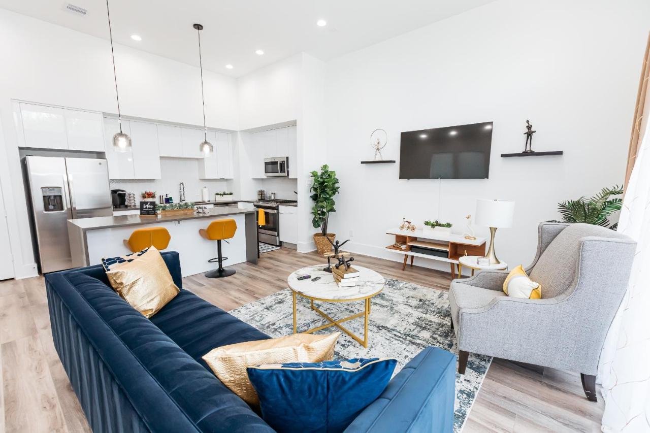 Beautifully Decorated, Modern Downtown Houston Home Екстериор снимка